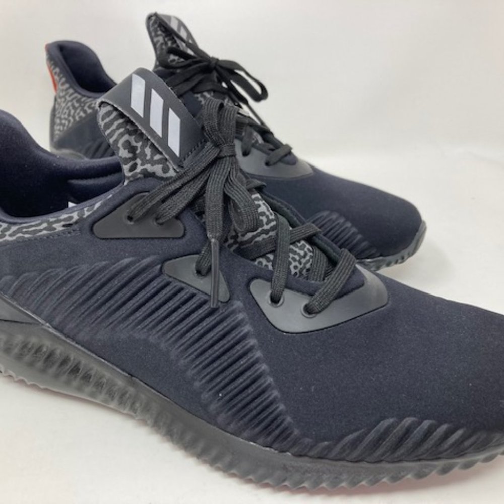 Adidas Alphabounce Men's Running Shoe Size 8.5 - EUC